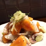 Hachihare - モンゴイカと柿、フェンネルのマリネ