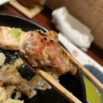 伊勢廣 - 団子（つくね）はナンコツ入り