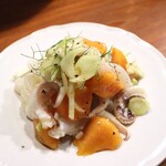 Hachihare - モンゴイカと柿、フェンネルのマリネ