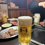 塩ホルモン 栗の木 - 生ビール
