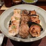 伊勢廣 京橋本店 - 焼鳥丼(３本）