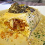 カフェレストラン ホット・ベリー - ポルチーニ茸のカルボナーラソースオムライス