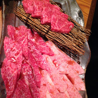 薩摩 牛の蔵 広尾本店 - さらにお肉。きれいてまですね。
                もちろんとても美味しくいただきました