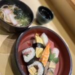 すし工房すし吉 - にぎり寿司 8貫