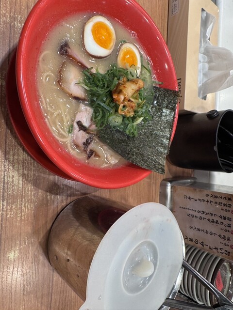 ラーメンたろう 三宮本店 - 三宮（神戸市営）/ラーメン | 食べログ