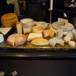 ガストロノミー ジョエル・ロブション - チーズのワゴン