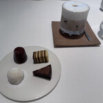 レミニセンス - 食後はカフェ・オ・レを選定