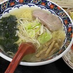 ラーメンたけ味 - あっさりですが文句なしの味！
