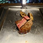 鉄板和食とワイン 萬鉄 - 