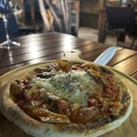 ベジバル ひかり荘 - 季節野菜のピザ