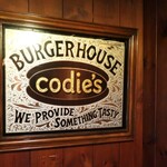 コディーズ - 内観