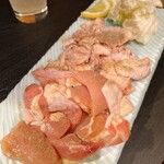 あみ焼き　天びん屋 - 若鶏(塩・伊勢どり)と皮