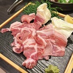 あみ焼き　天びん屋 - 豚(一志ポーク)