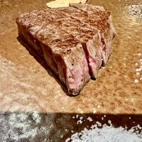 神戸牛ステーキ Ishida. 本店 - 良き焼き色