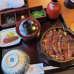 あつた蓬莱軒 本店 - 