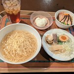 ヴォルケイニア・レストラン - ヴォルケイニアセット