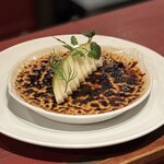 エンリコ - 洋ナシとピスタチオのカタラーナ