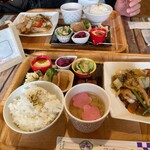 コーヒー ショップ ラブ - 