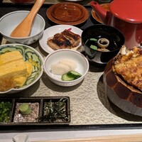 炭焼きうなぎ・かしわ 登河 - 