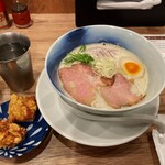 鶏白湯そば わたる 大宮店 - 