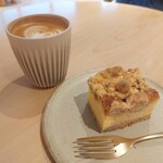 Et -THE CULTURAL COFFEEHOUSE- - 