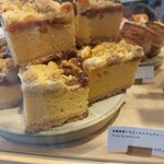 Et -THE CULTURAL COFFEEHOUSE- - 