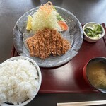 こだわりとんかつひかり亭 - 中ロースかつ定食（税込1,518円）