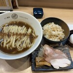 だし麺屋 うみのいろどり - 