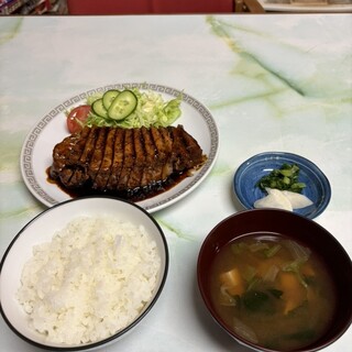 大衆食堂とみ_0