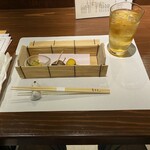 魚と煮込みとわら焼きと ととと - 