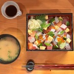 手酌割烹 てら田 - 花ちらし　浅利味噌汁付