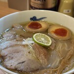 RAMEN ガモウスマイル - 