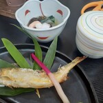ファミリー・アンド・リゾート 川ばた - 鮎に酢の物、茶碗蒸し