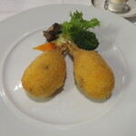 330339386 - 蟹クリームコロッケ