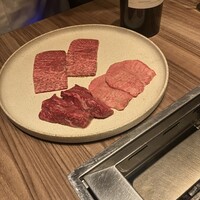 焼肉うしごろ 新宿三丁目店 - 