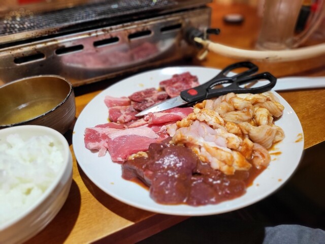 焼肉定食(500g)』by Ken-ichi-uji : 和牛専門店生ホルモン ちえちゃん