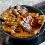 豚丼のかしわ - 豚丼（中）