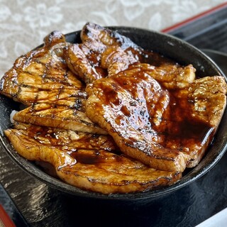 豚丼のかしわ_1