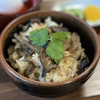 カントリーレストラン 渓流荘_0