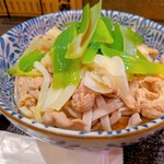 湯島 角萬 - モリモリ普通盛りです