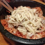 あだん - 豚肉とキムチとチーズの石鍋ごはん