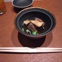 銀座 和牛鉄板焼 USHIGAMI - 松茸と牛肉のお吸い物