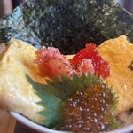 みなと巻き寿司ツキウ食堂 - 禁断のたまご丼