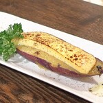 さつまいもの塩ブリュレ