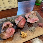 表参道バル エルヴエロ - 炭火焼きグリル　三種盛り