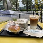 アール・ベイカー - 