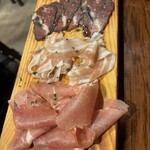 真夜中の太陽 - 生ハム盛り合わせ