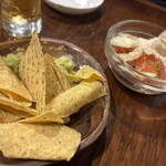 真夜中の太陽 - お通しとフルーツトマトマリネ