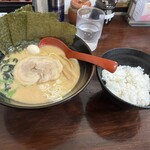 横浜家系ラーメン 帝壱家 - 