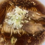 らーめん 八芯 - 鶏醤油ラーメン 750円